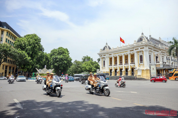 Công an Hà Nội phân luồng giao thông đón Đoàn khách quốc tế thăm Việt Nam -0