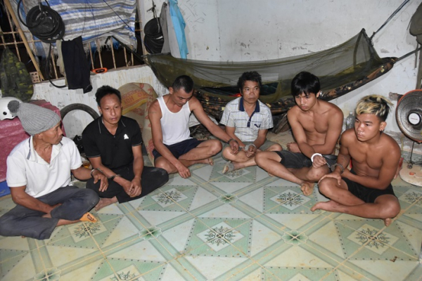 Công an Bình Thuận bắt giữ 28 đối tượng khai thác khoáng sản trái phép -0