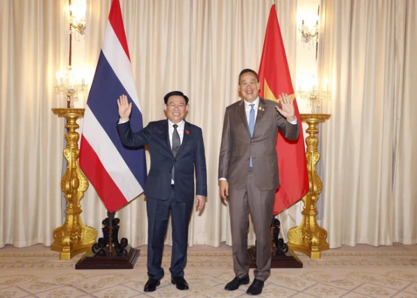 Chủ tịch Quốc hội kết thúc tốt đẹp chuyến công tác tại Lào và Thái Lan -0