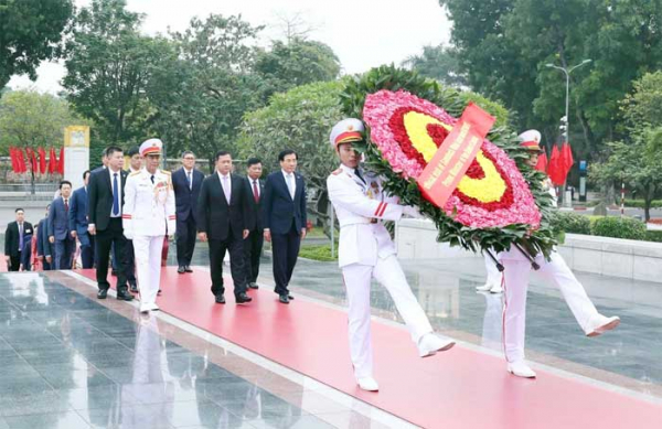 Thủ tướng Campuchia viếng Chủ tịch Hồ Chí Minh, tưởng niệm các Anh hùng Liệt sỹ -4