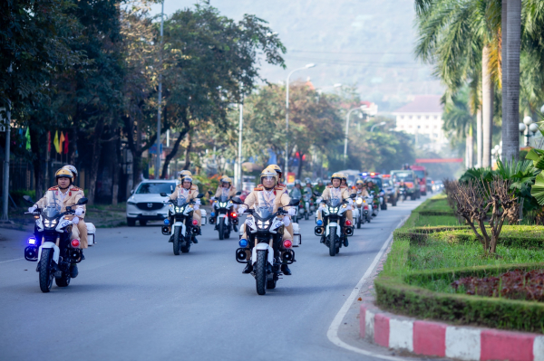 Ra quân thực hiện cao điểm trấn áp tội phạm dịp Tết Nguyên đán -0