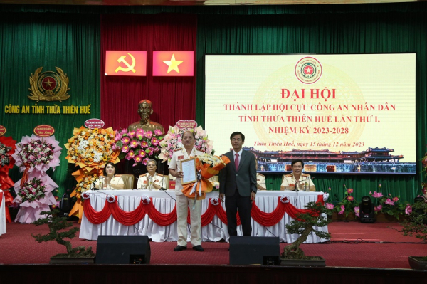Thành lập Hội cựu CAND tỉnh Thừa Thiên Huế -0