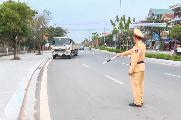 Quảng Ninh phát động người dân cung cấp thông tin vi phạm an toàn giao thông -0