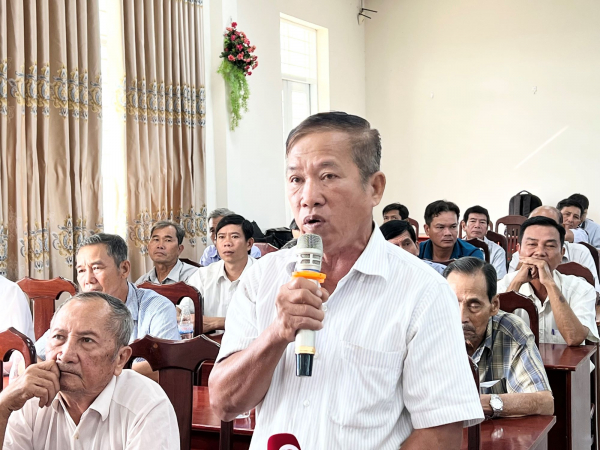 Đồng chí Lê Tấn Tới tiếp xúc cử tri huyện Bến Lức sau kỳ họp thứ 6, Quốc hội khóa XV -0