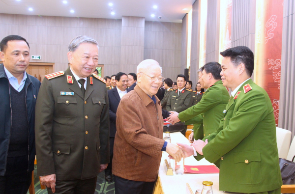 Tổng Bí thư Nguyễn Phú Trọng dự, chỉ đạo Hội nghị Đảng uỷ Công an Trung ương -1
