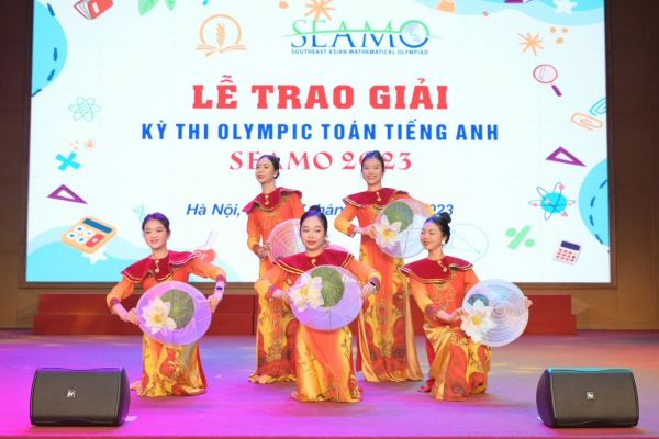 Trao giải Vòng quốc gia Kỳ thi Olympic Toán tiếng Anh SEAMO -0