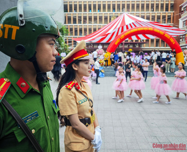 Tăng cường công tác bảo đảm TTATGT cho lứa tuổi học sinh trong tình hình mới -0