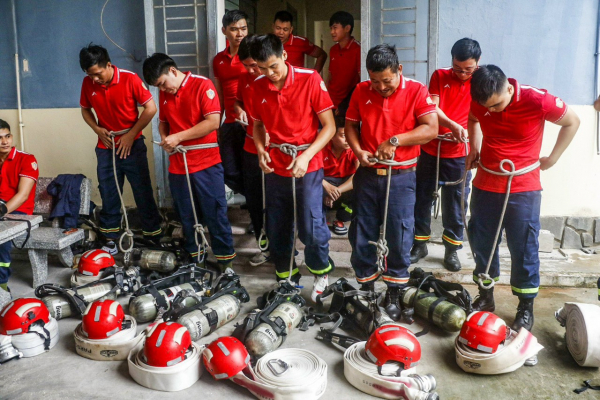 Công an TP Đà Nẵng thành lập Tổ chữa cháy và cứu nạn, cứu hộ đặc biệt -0