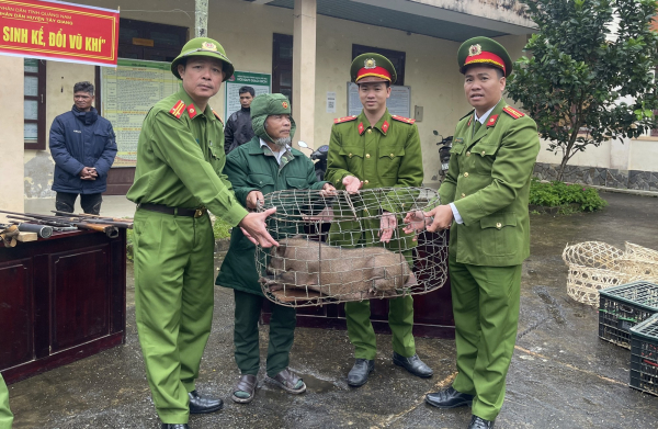 Ý nghĩa và nhân văn phong trào “Trao sinh kế, đổi vũ khí” -0