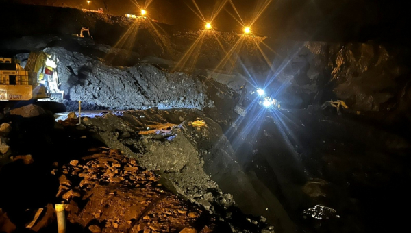 Đã tìm thấy công nhân do sự cố sập tầng khai thác than ở Quảng Ninh -0