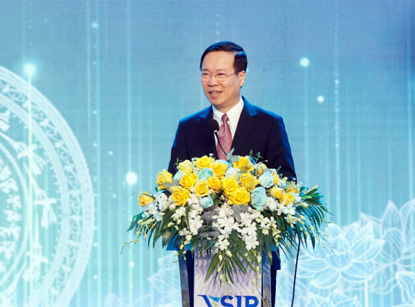 Chủ tịch nước Võ Văn Thưởng dự Lễ Kỷ niệm 10 năm VSIP Quảng Ngãi -0