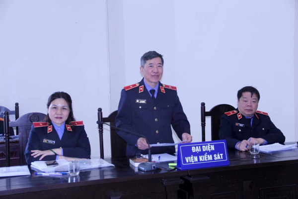 Hai cựu cán bộ Đại sứ quán Việt Nam tại Malaysia được đề nghị án treo -1