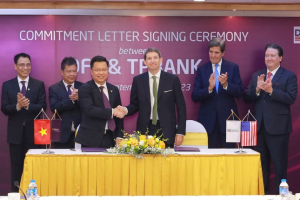 TPBank ký kết hợp tác với Tổ chức phát triển tài chính Mỹ DFC -0