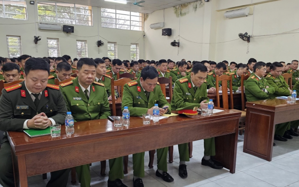 Tập huấn và bổ nhiệm 186 điều tra viên Công an cấp xã ở Lạng Sơn -0