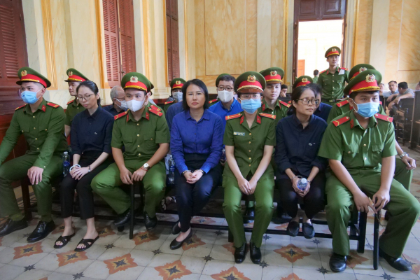 Bà “trùm” thông thầu và cựu Giám đốc Sở Y tế Tây Ninh lĩnh án -0
