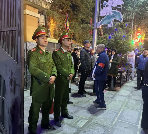 Huy động hơn 1.000 lượt cán bộ, chiến sĩ bảo đảm ANTT  Festival Ninh Bình - Tràng An, đón chào năm mới 2024 -0