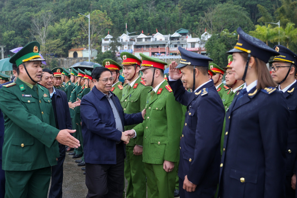 Thủ tướng Phạm Minh Chính: Nghiên cứu xây dựng khu kinh tế cửa khẩu tại Cao Bằng -0