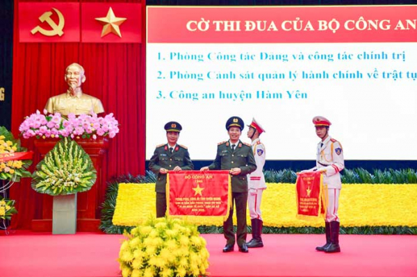 Quyết tâm xây dựng lực lượng Công an Tuyên Quang thật sự trong sạch, vững mạnh -0