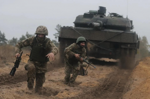 Đức: Ukraine chỉ còn vài chiếc Leopard 2 hoạt động được -0