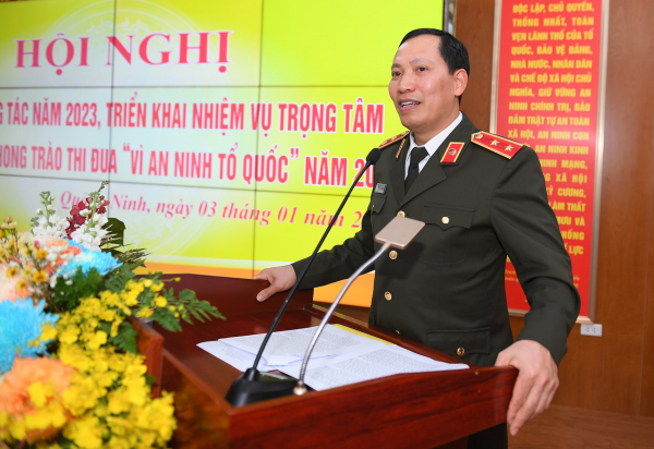 Công an tỉnh Quảng Ninh lần thứ 4 liên tiếp vinh dự được Chính phủ tặng cờ “Đơn vị xuất sắc trong phong trào thi đua” -0
