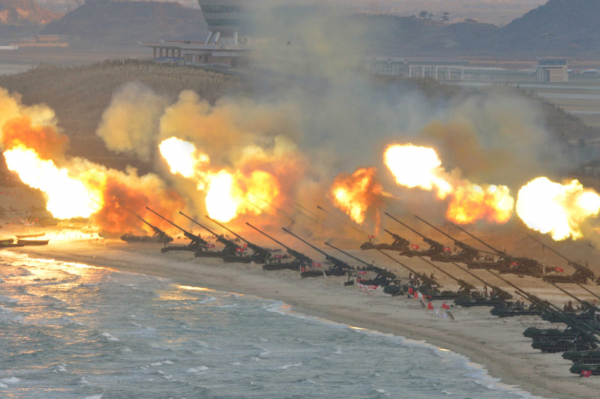 Nghi ngờ Triều Tiên bắn hàng trăm đạn pháo, Hàn Quốc ban bố lệnh sơ tán khẩn cấp -0