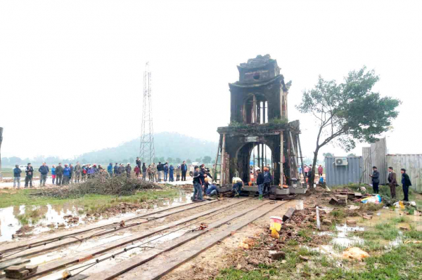 Chi thêm 800 triệu đồng thuê “thần đèn” di dời ngồi đền thiêng áng ngữ đường vành đai trăm tỷ -0