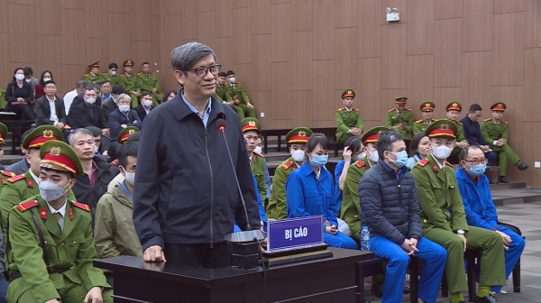 Xét xử đại án Việt Á: Cựu Bộ trưởng Nguyễn Thanh Long bị đề nghị từ 19- 20 năm tù, cựu Bộ trưởng Chu Ngọc Anh bị đề nghị từ 3- 4 năm tù  -0