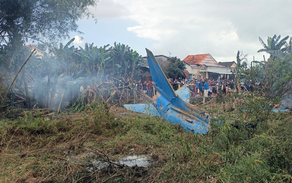 Một máy bay quân sự rơi tại Quảng Nam, không có thương vong -0