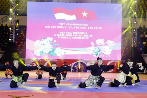 Chủ tịch nước Võ Văn Thưởng và Tổng thống Indonesia tham dự chương trình biểu diễn võ thuật -1