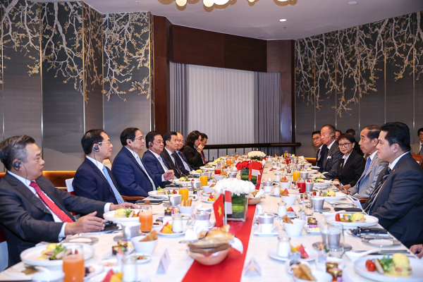 Thủ tướng Phạm Minh Chính và Tổng thống Indonesia kêu gọi doanh nghiệp 2 nước tăng cường hợp tác, đầu tư -1