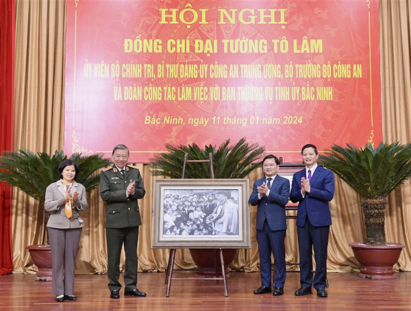 Minister To Lam proposes Bac Ninh to focus on realizing Resolution of the 13th National Party Congress -0