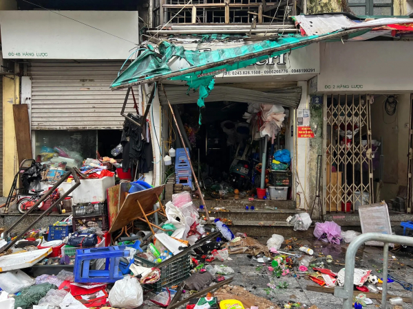 Thủ tướng yêu cầu khẩn trương điều tra làm rõ nguyên nhân vụ cháy tại phố Hàng Lược (Hà Nội) -0