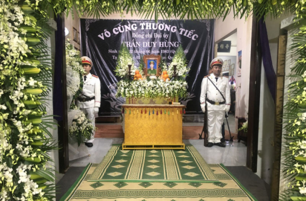 Tổ chức trọng thể lễ tang Phó trưởng Công an phường hy sinh khi trấn áp tội phạm -0