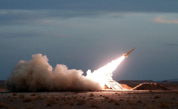 Iran nã tên lửa đạn đạo vào mục tiêu ở Pakistan -0