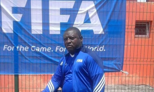 Scandal xâm hại cầu thủ trẻ ở Gabon -0