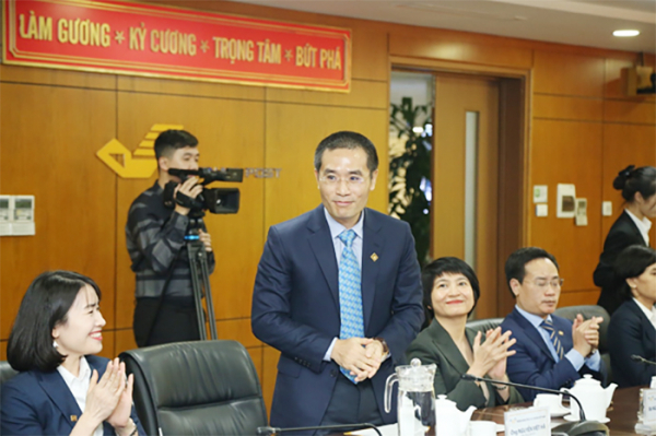 Bưu điện Việt Nam và Ngân hàng PVcomBank ra mắt sản phẩm tín dụng an sinh xã hội -0