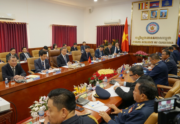 Đào tạo nguồn nhân lực là công tác nền tảng, góp phần thúc đẩy quan hệ Việt Nam - Campuchia -0
