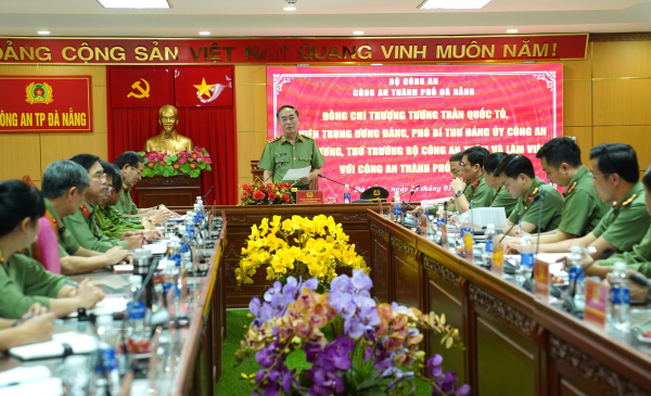Thứ trưởng Trần Quốc Tỏ gặp mặt cán bộ Công an cấp cao nghỉ hưu tại Đà Nẵng -0