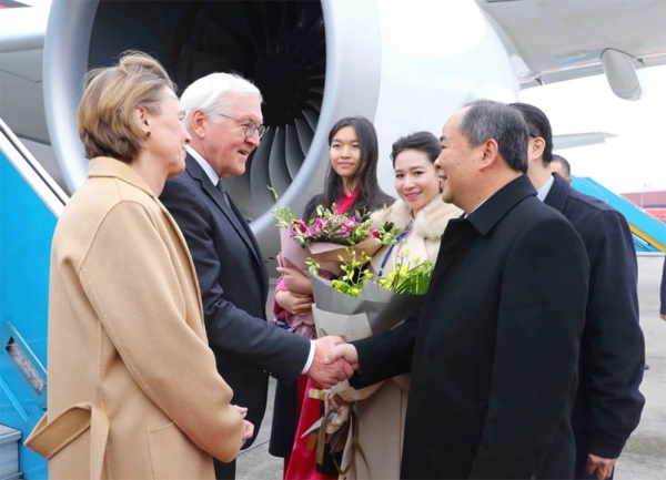 Tổng thống Đức đến Hà Nội, bắt đầu thăm cấp Nhà nước tới Việt Nam -0