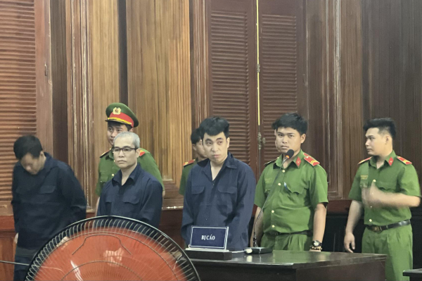 Hai đối tượng trong đường dây vận chuyển ma túy từ Lào về TP Hồ Chí Minh lãnh án tử hình -0