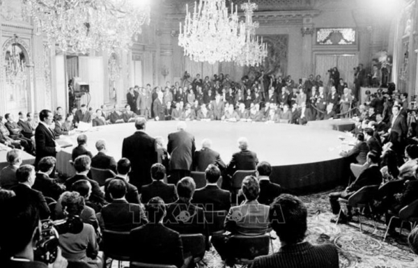 Hiệp định Paris: Cánh cửa đến hòa bình  và bài học bảo vệ Tổ quốc từ sớm, từ xa -0