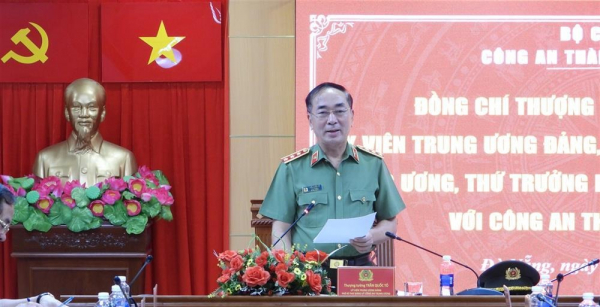 Deputy Minister Tran Quoc To visits Da Nang City police -0