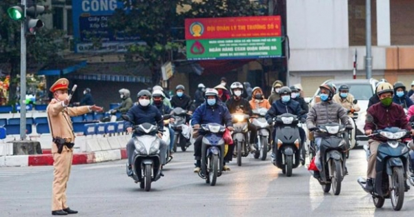 PM urges drastic actions to ensure traffic safety during Tet -0