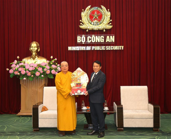Leaders of Vietnam Buddhist Sangha and Vietnam Protestant Church (North) pay pre-Tet visit to MPS -0