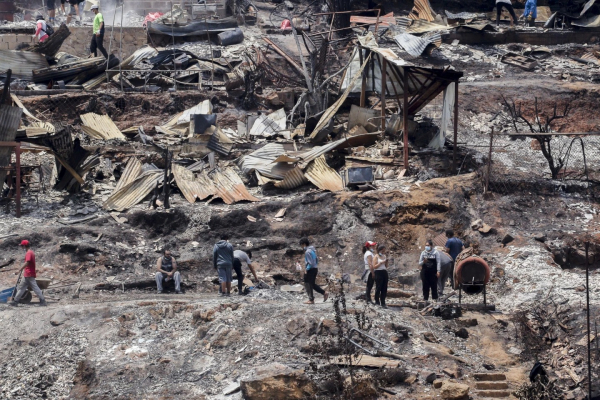 Hơn 110 người chết vì cháy rừng, Chile tuyên bố quốc tang -0