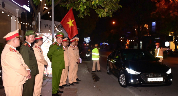 “Xuyên tết” đảm bảo an toàn cho người dân đất Cảng -0