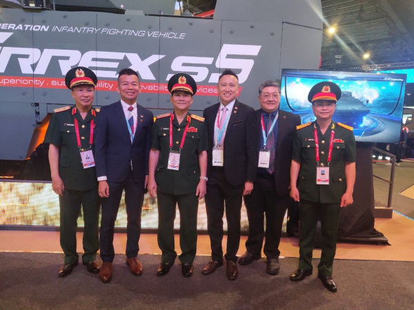 Đoàn Bộ Quốc phòng Việt Nam dự triển lãm quốc phòng lớn nhất Châu Á -0