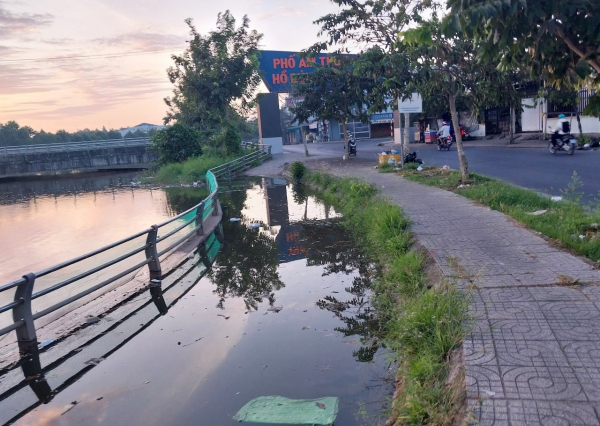 Ban ODA TP Cần Thơ tự ý bổ sung ‘con đường độc đáo’ quanh hồ Bún Xáng -0