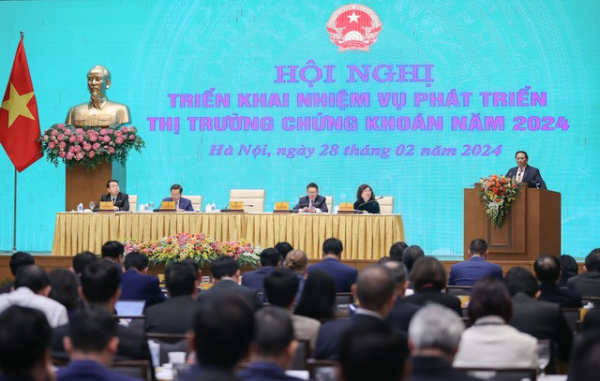 Thủ tướng: Sớm nâng hạng thị trường chứng khoán Việt Nam lên thị trường mới nổi -0
