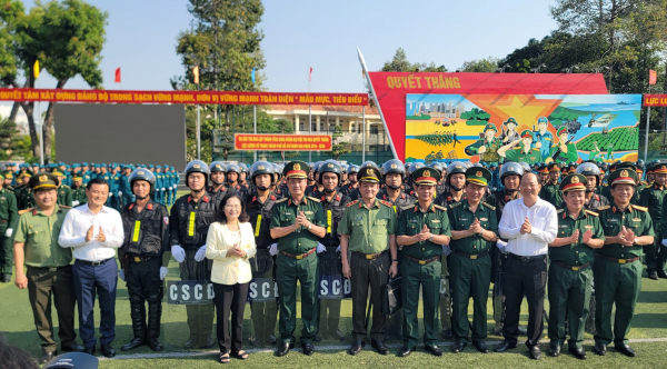Các lực lượng vũ trang TP Hồ Chí Minh ra quân huấn luyện quyết tâm giành “3 Nhất” -1